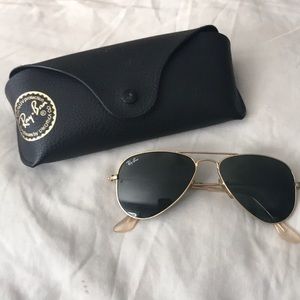 Ray-Ban Aviator Sunglasses